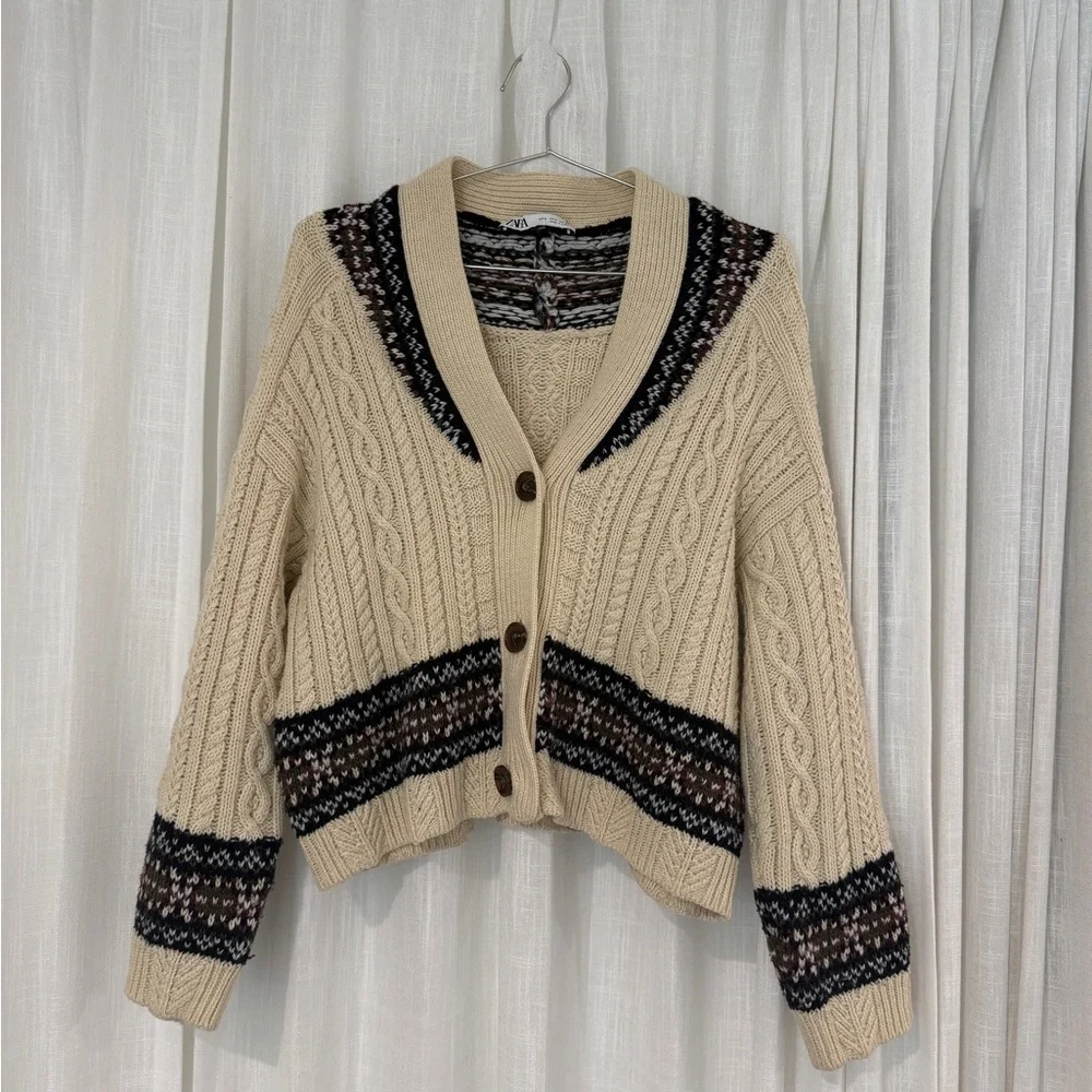 Zara women’s Beige Cable Knit Cardigan Sweater - Picture 1 of 4